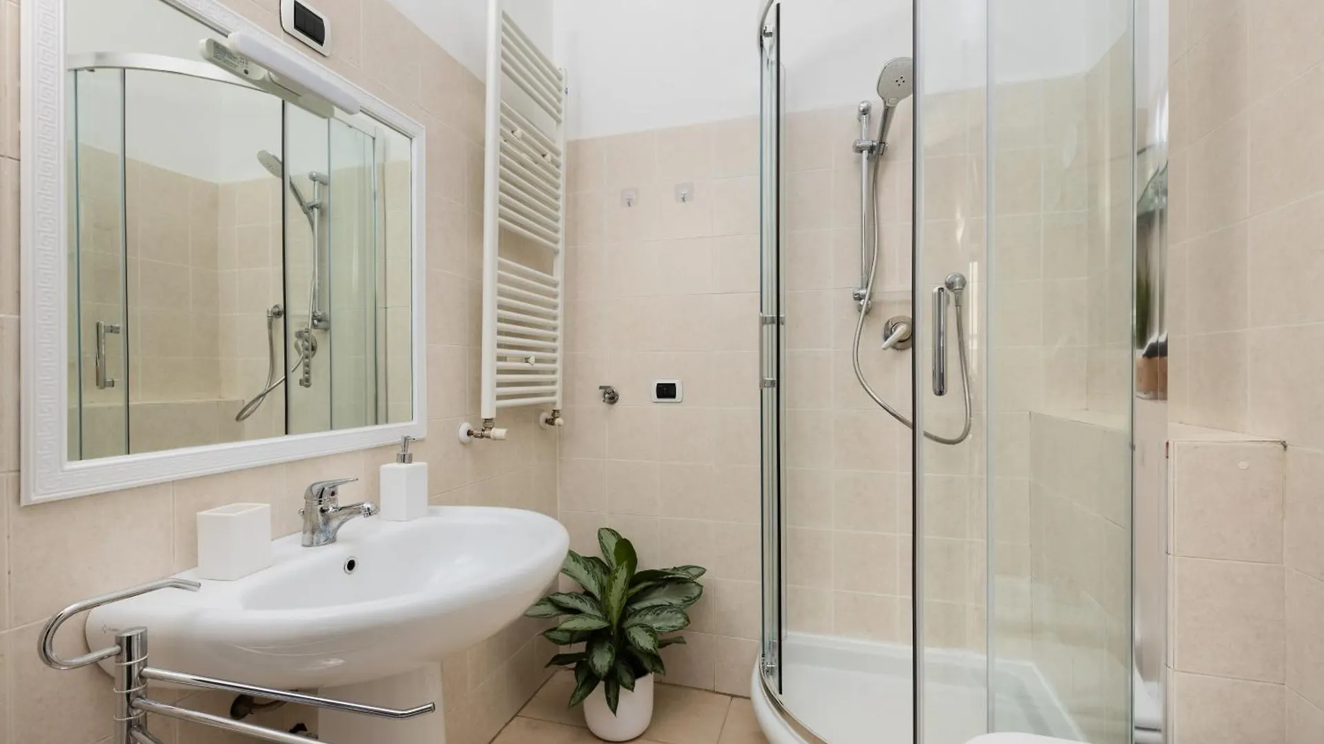 Casa Cosy Suite Duomo Milan